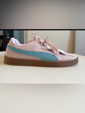 NWT Puma Pink and Blue Suede Sneakers